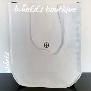 lululemon White & Black Large Tote Bag New NWOT